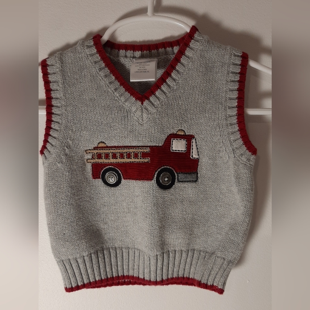 Boys Gymboree Gray & Red Sweater Vest 3-6 mths